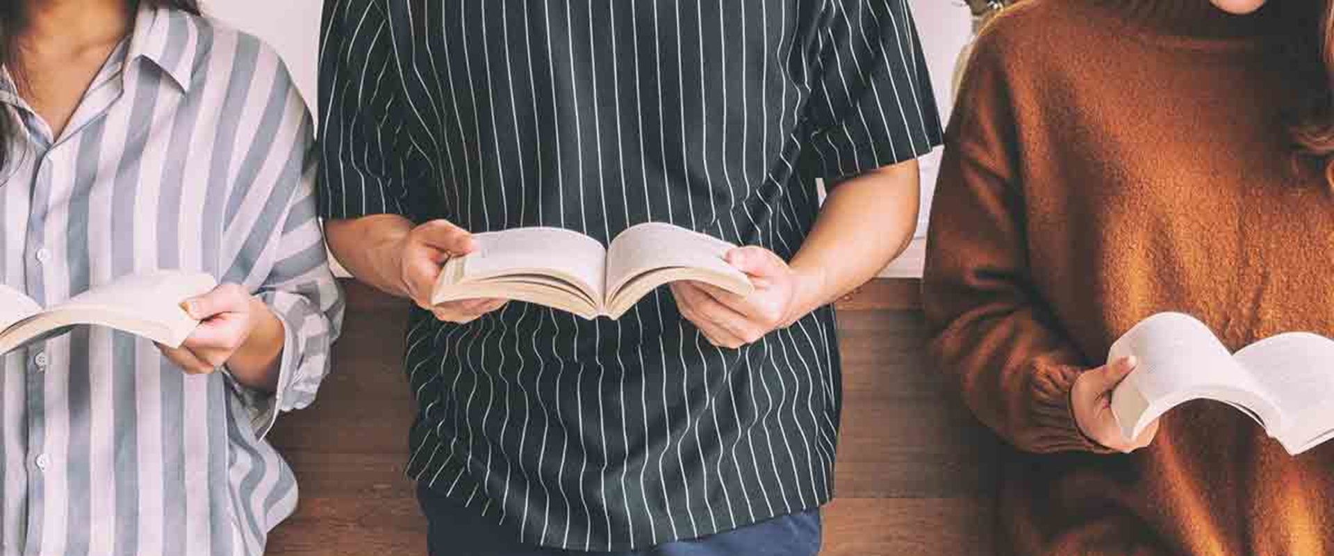 What type of books do teenagers read?